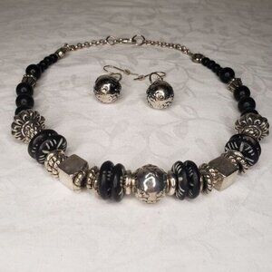 Vintage Geometric Silver Bead Necklace